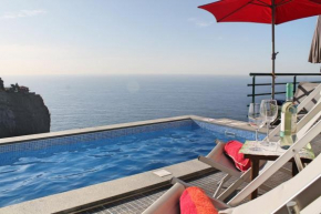  Perched over village, Sea View and Pool  Понта-Ду-Сол